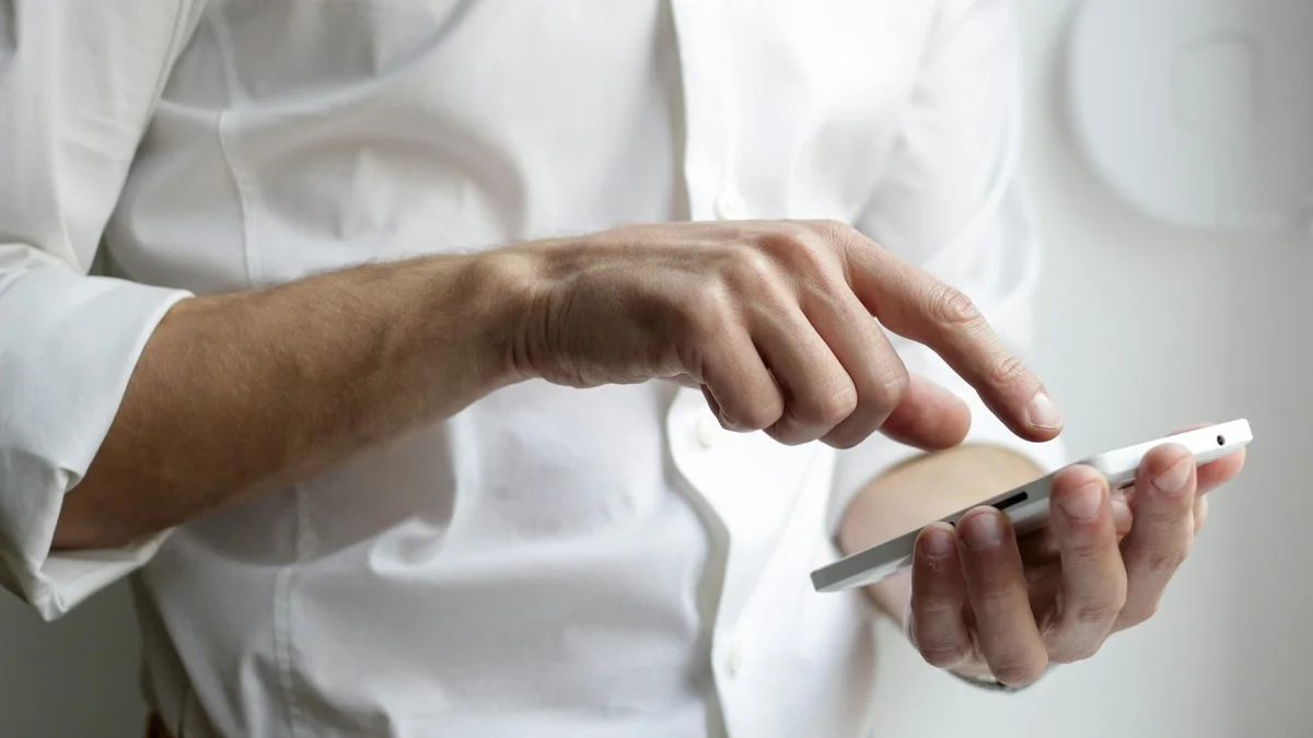 Čištění Cache v Telefonu: Jak Smazat 1 Věc a Zrychlit Android až o 50 %